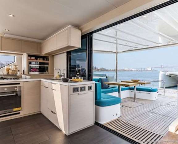 Image of LAGOON 55 TRI WING yacht #5