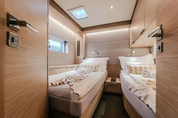 Image of TRI WING (Lagoon 55) yacht #8