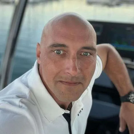 Crew of XMOTION|Captain
