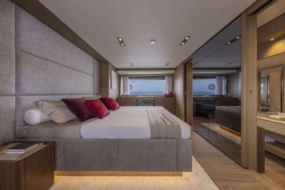 Image of B.A.13 yacht #6