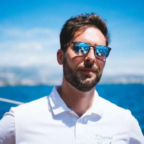 Crew of n+1|Deckhand