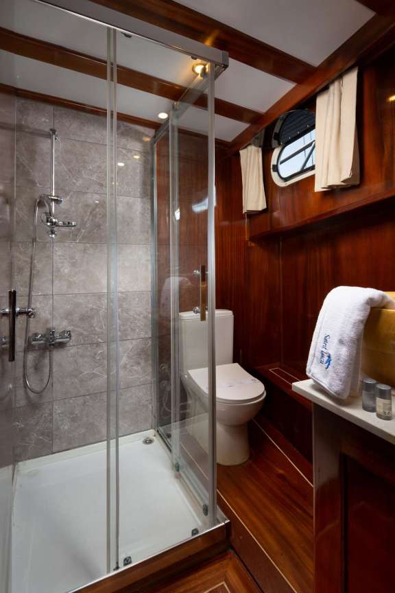 Image of Saint Luca yacht #16