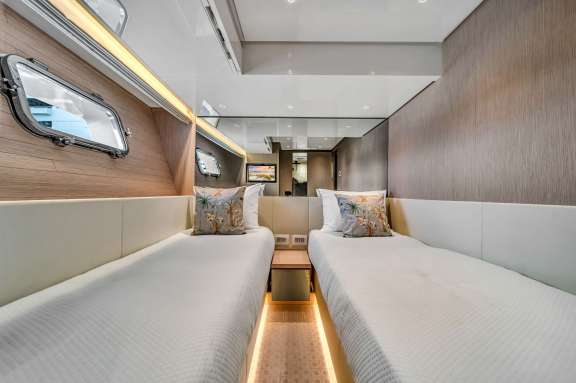 Image of MAVE yacht #10