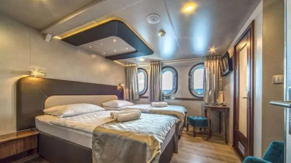 Image of CASABLANCA yacht #9