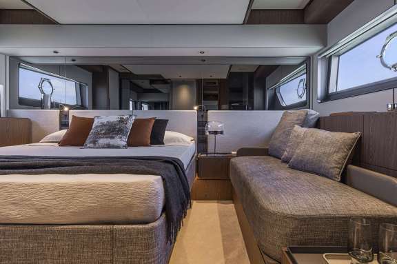 Image of DAENI yacht #11