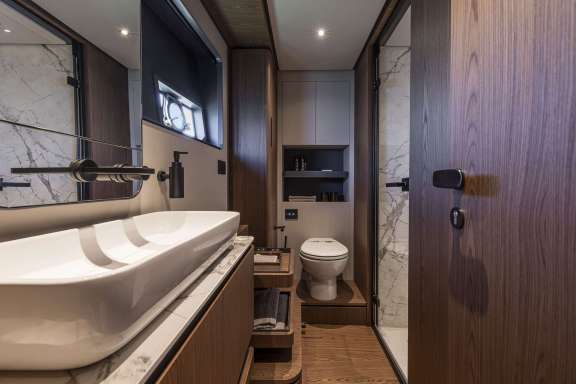 Image of DAENI yacht #15