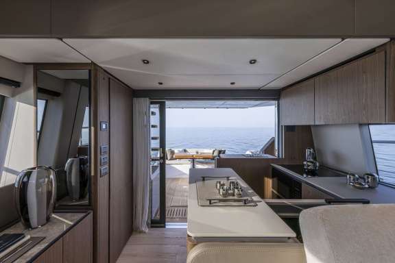 Image of DAENI yacht #9