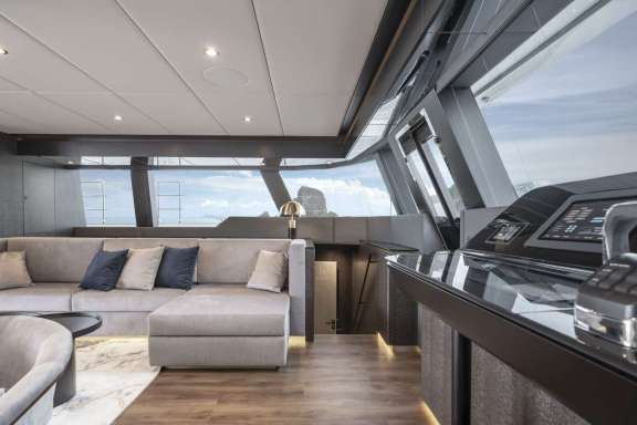 Image of Mr Si yacht #12