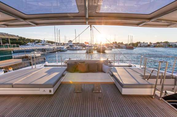 Image of Mr Si yacht #17