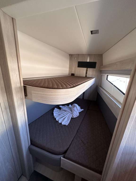 Image of JaRosa yacht #8