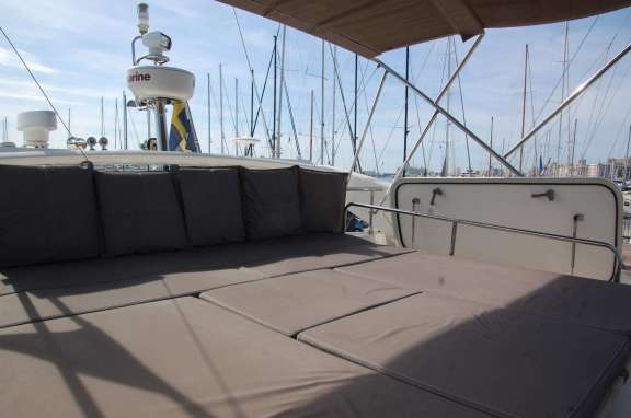 Image of Six Roses yacht #14