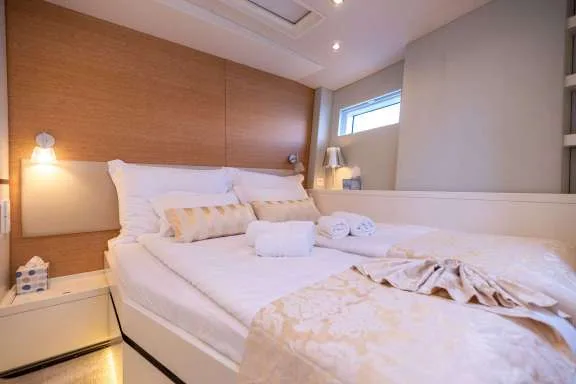 Image of BUBBLES (CNB 76) yacht #7