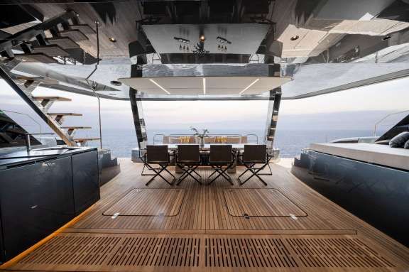 Image of DOUBLE HAPPINESS yacht #6