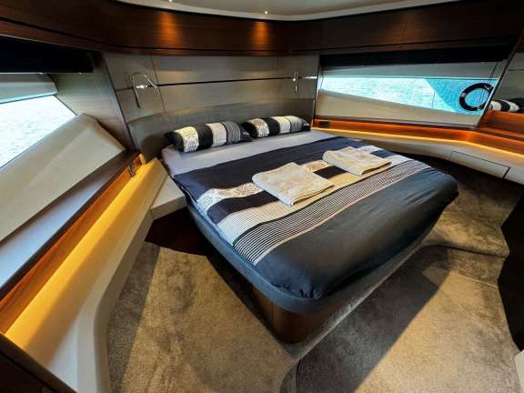 Image of MALUHIA yacht #15