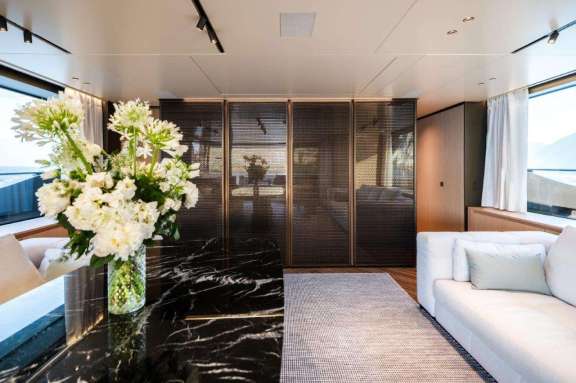 Image of Akira yacht #3