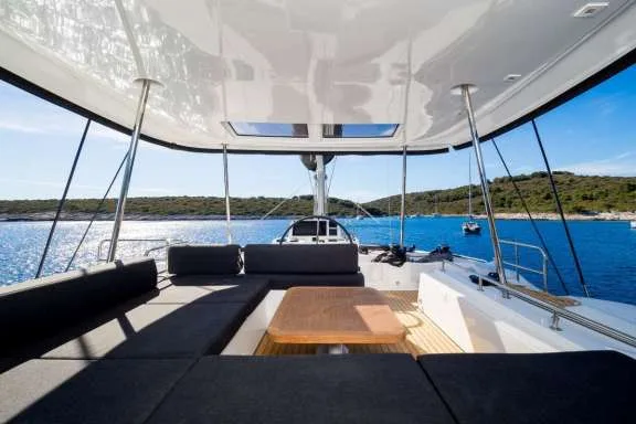 Image of CATWALK yacht #12