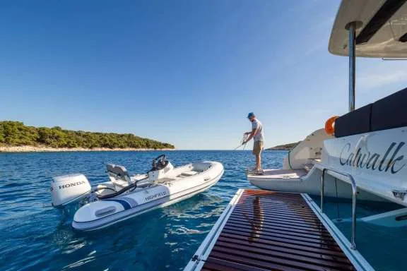 Image of CATWALK yacht #15