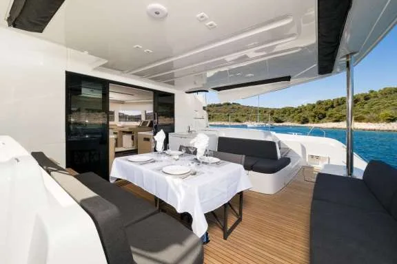 Image of CATWALK yacht #5