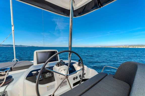 Image of BLACK CAVIAR yacht #14