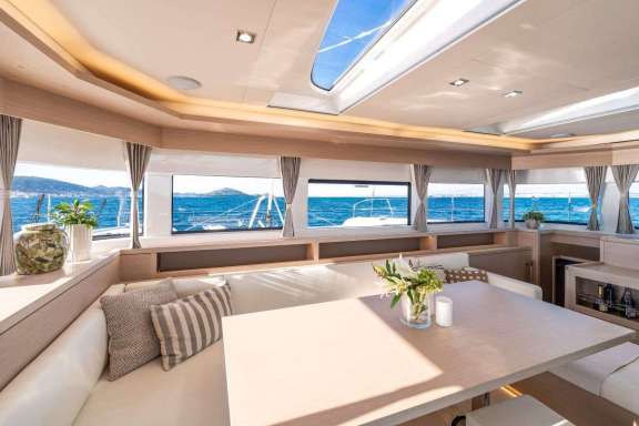 Image of BLACK CAVIAR yacht #2