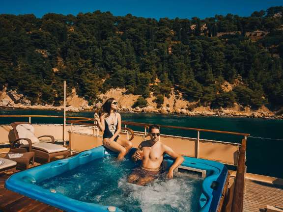 Image of Seagull II yacht #8