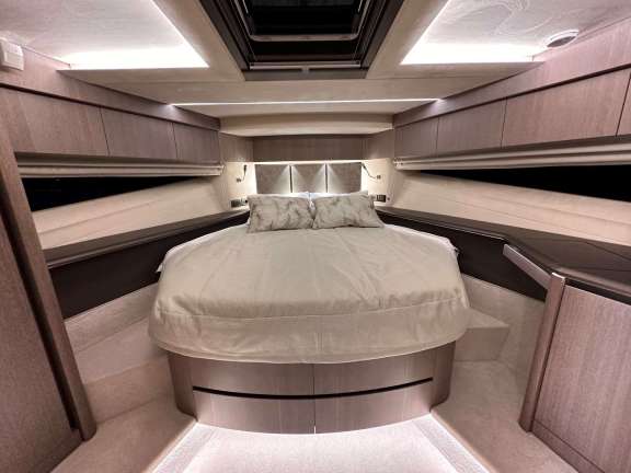 Image of PARADISE yacht #13