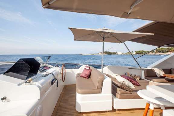 Image of SOLAL yacht #6