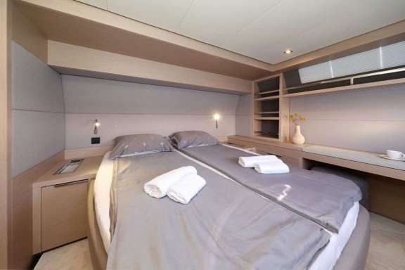 Image of NOMAD yacht #6