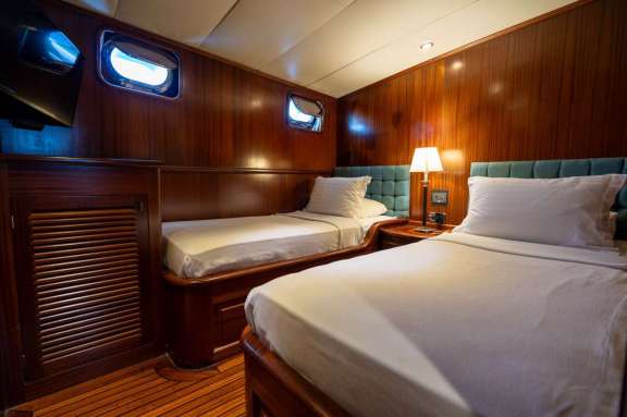 Image of CAPRICORN 1 yacht #10