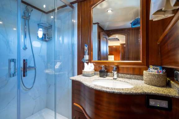 Image of CAPRICORN 1 yacht #11