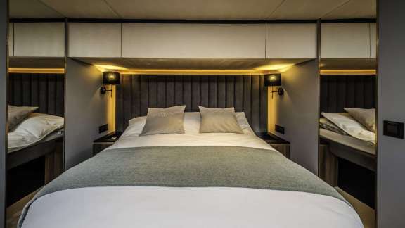 Image of OVER THE MOON yacht #13