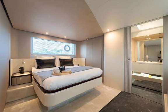 Image of DONNA yacht #13