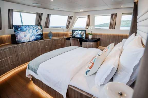 Image of DREAM yacht #14