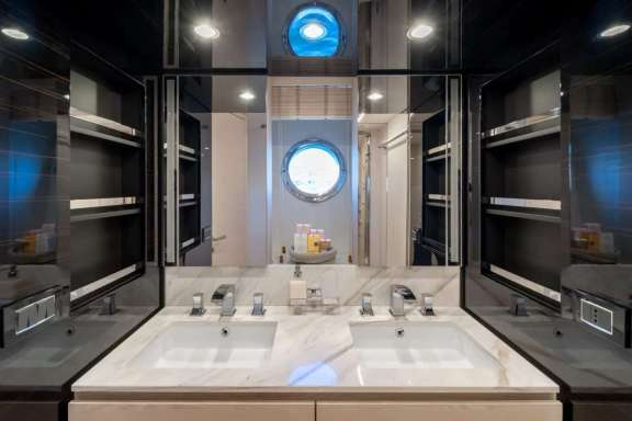 Image of MINEIRA yacht #16