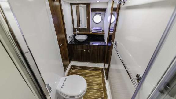 Image of 2 DRUNK yacht #7