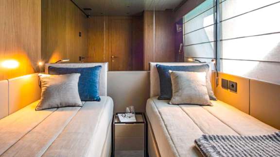 Image of KIMANI yacht #6