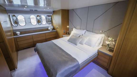 Image of KARISMA yacht #16