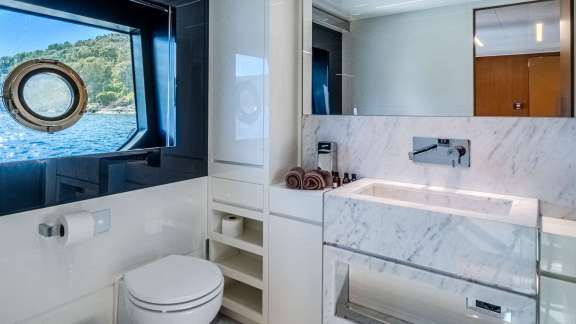 Image of NO STRESS 888 yacht #17