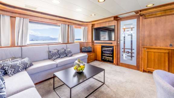 Image of KLOBUK yacht #12