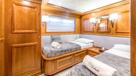 Image of KLOBUK yacht #19