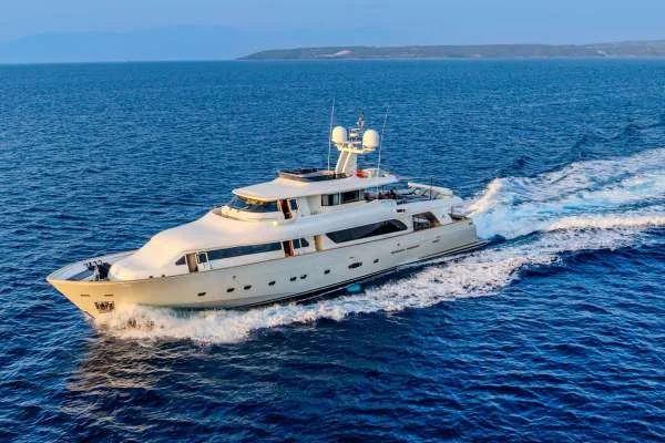 KLOBUK yacht charter in Croatia