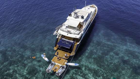 Image of ARAGO yacht #5