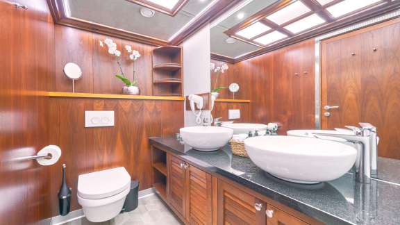 Image of LADY GITA yacht #19