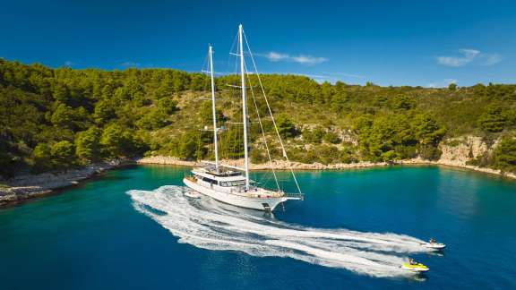 Image of LADY GITA yacht #3