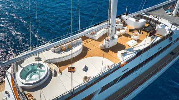 Image of LADY GITA yacht #4
