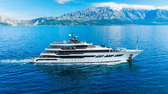 Image of ARGO yacht #2