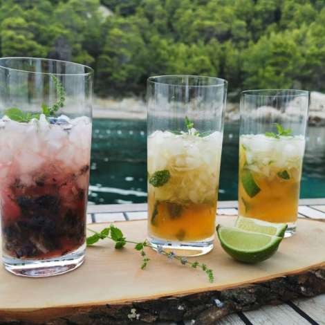 Food onboard AKANA # 10