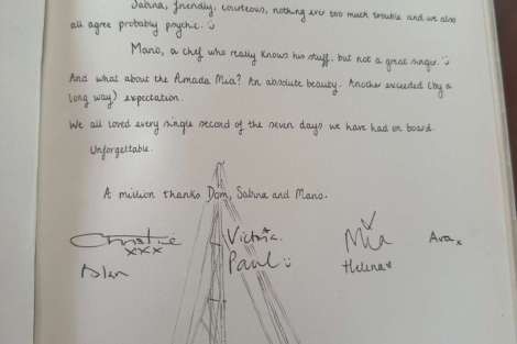 Review img # 1 of the yacht AMADA MIA