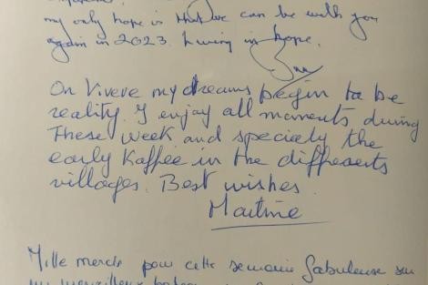 Review img # 20 of the yacht Phoenix Bronze