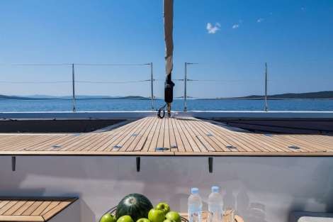 Review img # 9 of the yacht VULPINO